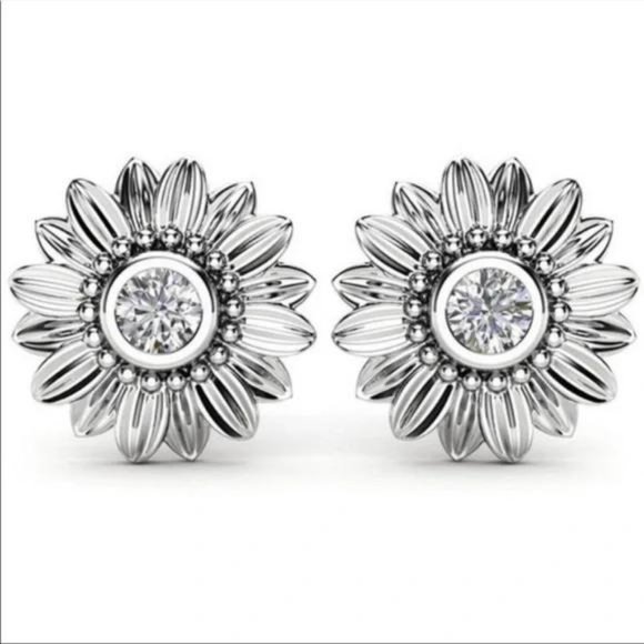 Jewelry - NEW 925 SILVER DIAMOND SUNFLOWER STUD EARRINGS